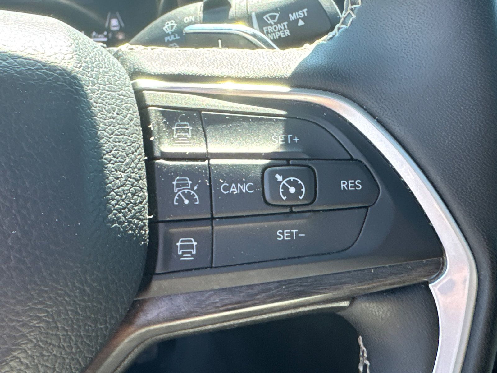 Used 2024 Jeep Grand Cherokee Limited 4xe AWD/4WD image 36