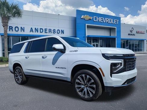 New 2026 Chevrolet Suburban High Country AWD/4WD image 1