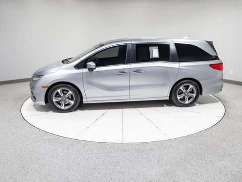 Used 2020 Honda Odyssey Touring image 37