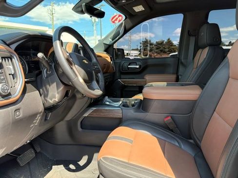 Used 2021 Chevrolet Silverado 1500 High Country w/ Technology Package AWD/4WD image 20