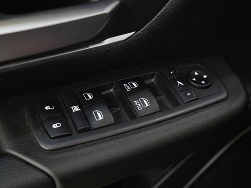 Used 2019 RAM 1500 Big Horn AWD/4WD image 22