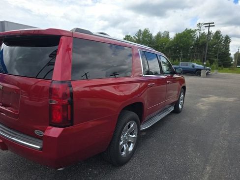 Used 2015 Chevrolet Suburban LTZ AWD/4WD image 14