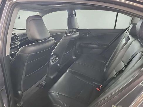 Used 2015 Honda Accord EX-L image 16