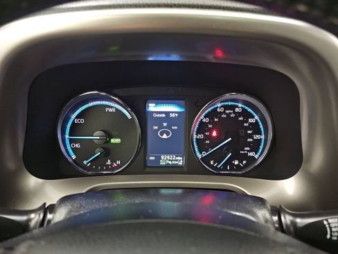 Used 2018 Toyota RAV4 Limited w/ Advanced Technology Package image 22