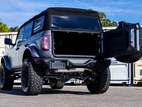 New 2025 Ford Bronco Badlands image 26