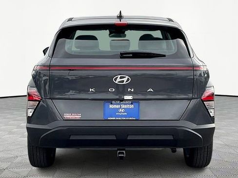 New 2026 Hyundai Kona SE image 4
