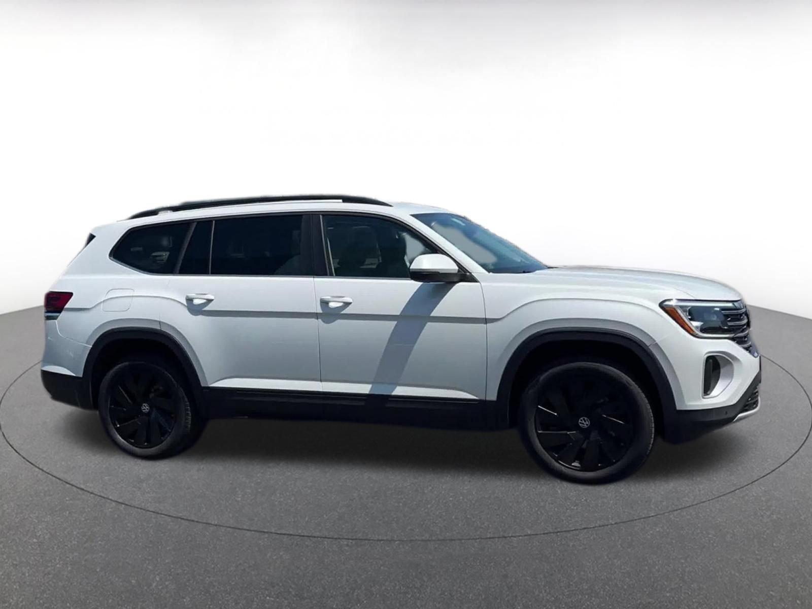 Used 2026 Volkswagen Atlas SE AWD/4WD image 15