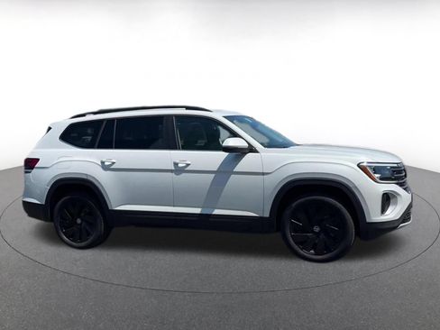 Used 2026 Volkswagen Atlas SE AWD/4WD image 15
