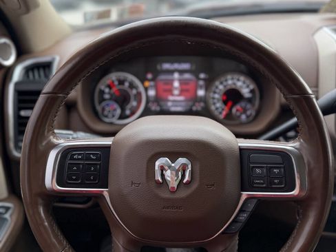 Used 2019 RAM 3500 Laramie image 19