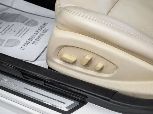 Used 2018 Cadillac CTS Luxury image 38