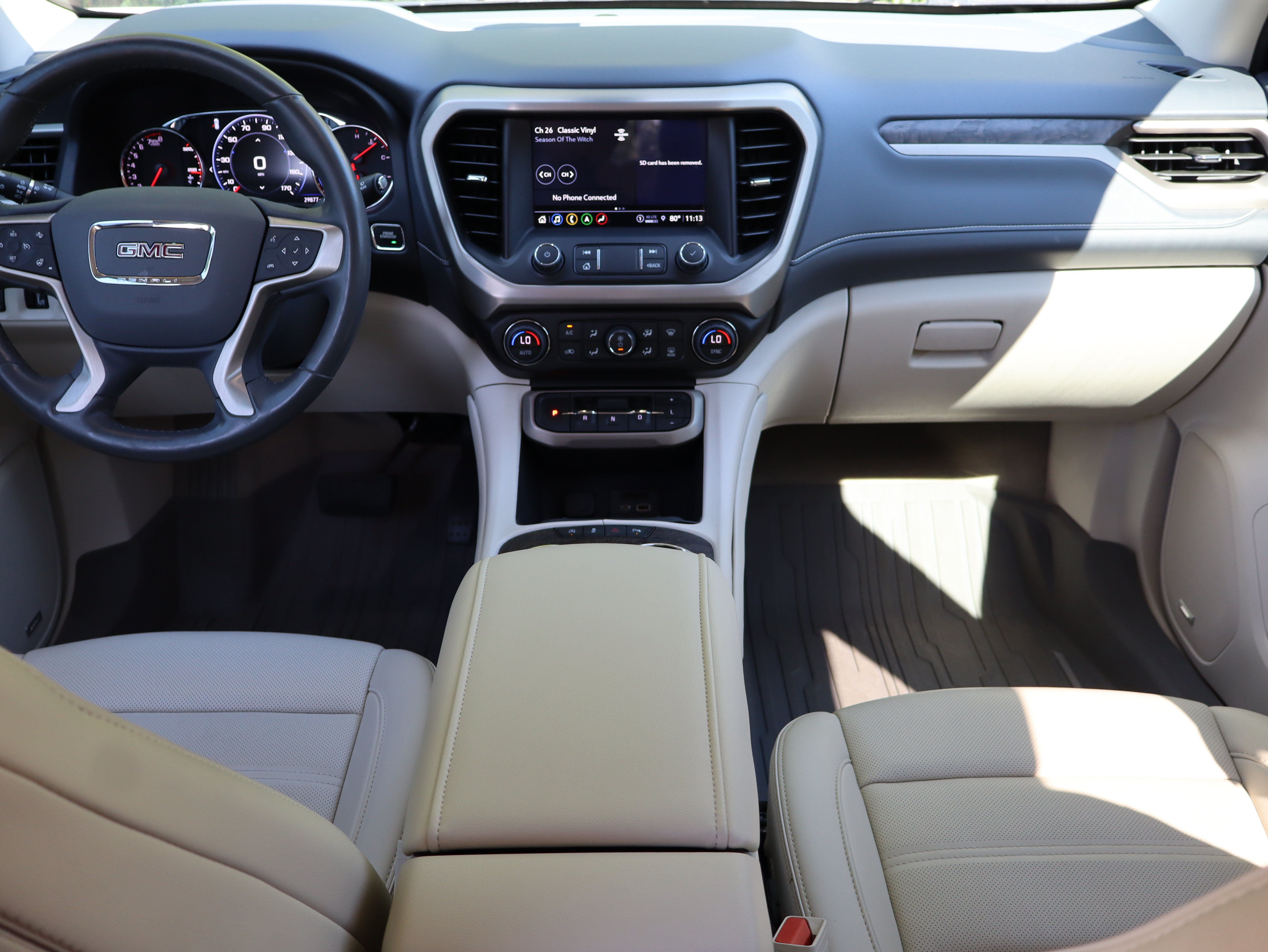 Used 2023 GMC Acadia Denali w/ Denali Ultimate Package FWD image 19