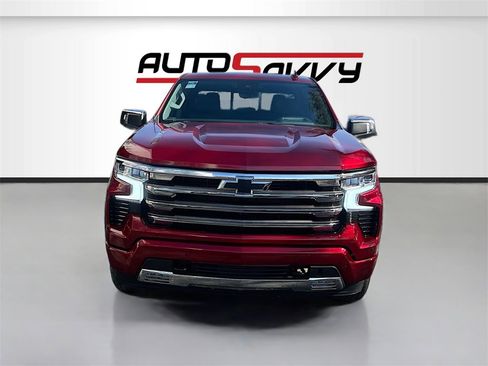 Used 2024 Chevrolet Silverado 1500 LTZ w/ Technology Package image 2