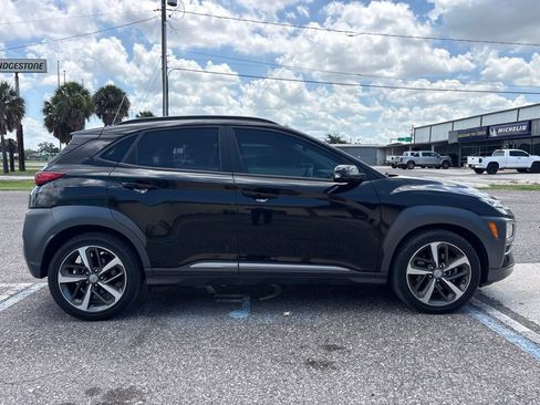 Used 2021 Hyundai Kona Ultimate FWD image 2