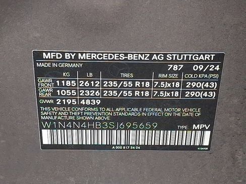 Used 2025 Mercedes-Benz GLA 250 4MATIC image 28