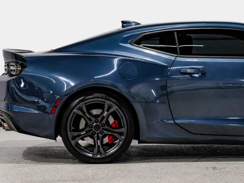 Used 2019 Chevrolet Camaro SS RWD image 14