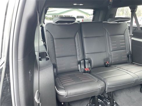 New 2026 GMC Yukon XL AT4 Ultimate w/ LPO, Illumination Package image 28