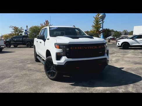 Used 2023 Chevrolet Silverado 1500 Custom Trail Boss w/ LPO, Dark Essentials Package image 25