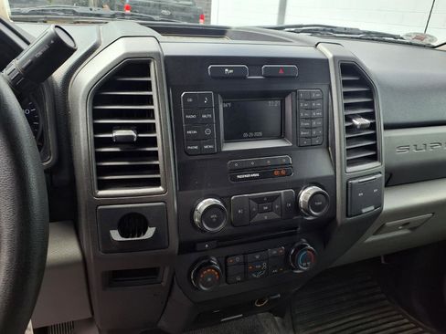 Used 2018 Ford F350 XL RWD image 5