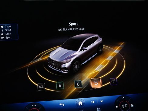 Certified 2023 Mercedes-Benz EQS 580 4MATIC SUV image 25