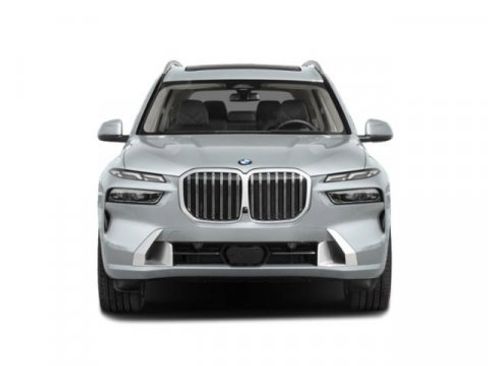 Used 2025 BMW X7 M60i w/ Executive Package image 7