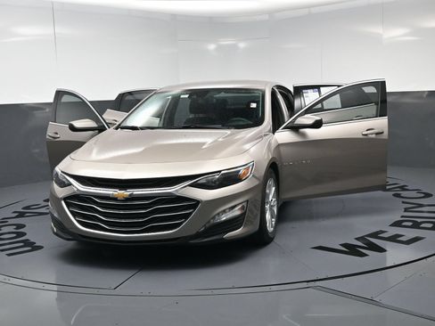 Used 2024 Chevrolet Malibu LT FWD image 22