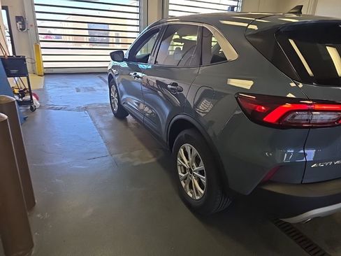 Certified 2023 Ford Escape Active image 3