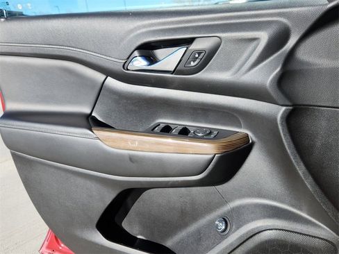 Used 2023 GMC Acadia SLE w/ Driver Convenience Package image 21