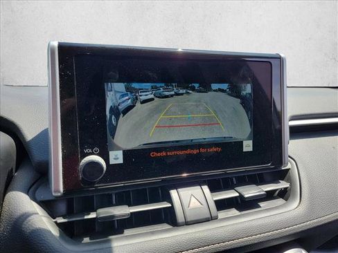 Used 2024 Toyota RAV4 LE AWD/4WD image 22