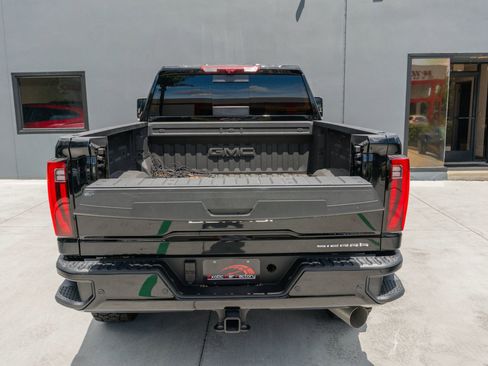 Used 2025 GMC Sierra 2500 Denali w/ Denali Reserve Package AWD/4WD image 49