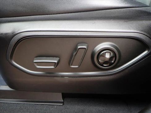 Used 2024 Jeep Grand Cherokee Limited 4xe image 14