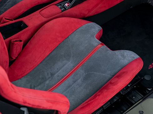 Used 2020 Ferrari 488 Pista Coupe image 28