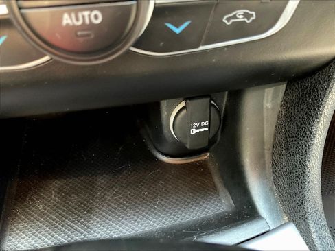Used 2023 Dodge Charger R/T w/ Blacktop Package RWD image 16