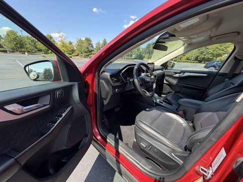 Used 2020 Ford Escape SEL AWD/4WD image 12