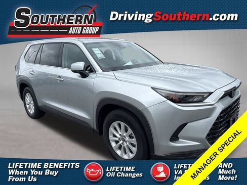 Used 2025 Toyota Grand Highlander FWD image 1