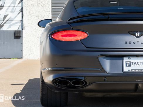 Used 2022 Bentley Continental GT image 15