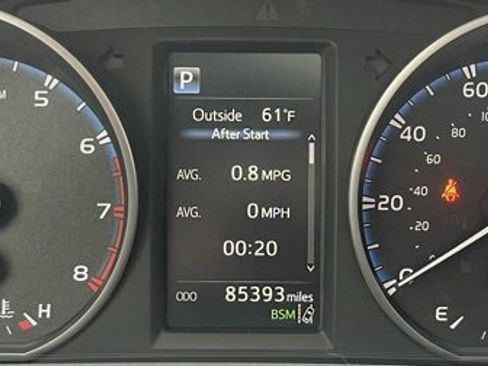 Used 2017 Toyota RAV4 XLE image 15