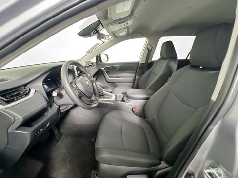Used 2025 Toyota RAV4 LE image 14