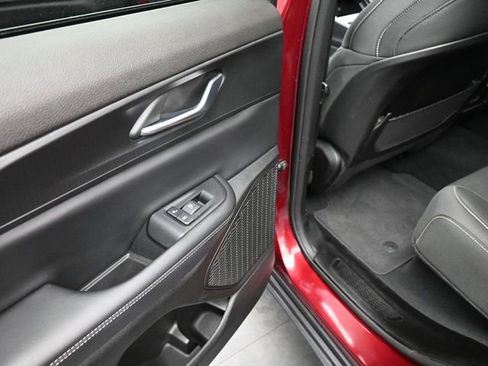 Used 2024 Jeep Grand Cherokee Laredo w/ Trailer Tow Package image 18