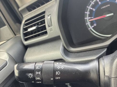 Used 2019 Toyota 4Runner SR5 AWD/4WD image 40