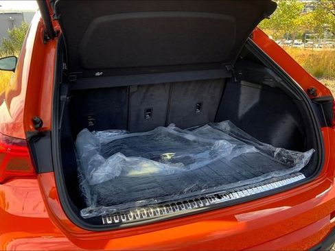 Certified 2025 Audi Q3 2.0T Premium Plus w/ Premium Plus Package image 20