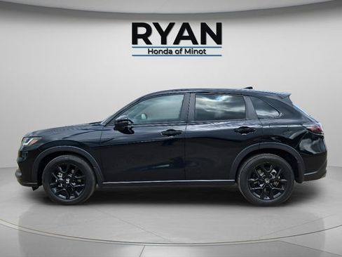 Certified 2025 Honda HR-V Sport image 8