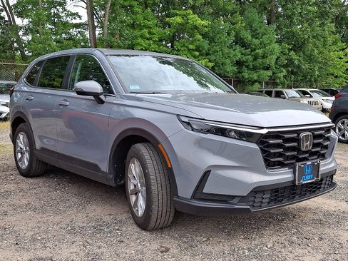 Used 2025 Honda CR-V EX image 2