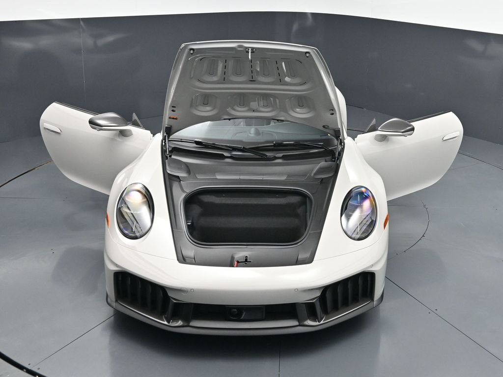 Certified 2026 Porsche 911 Targa 4 GTS AWD/4WD image 29