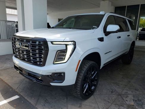 New 2026 GMC Yukon XL Denali w/ Sun & Power Step Package AWD/4WD image 3