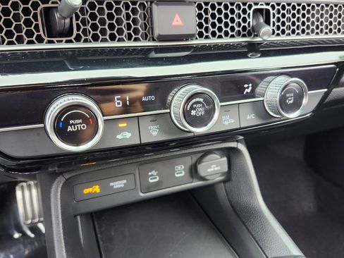 Used 2025 Honda Civic Sport image 24