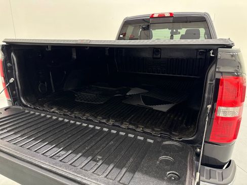 Used 2015 GMC Sierra 1500 SLE w/ SLE Value Package image 30