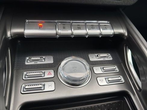 New 2025 Lincoln Nautilus Premier w/ Jet Appearance Package image 16