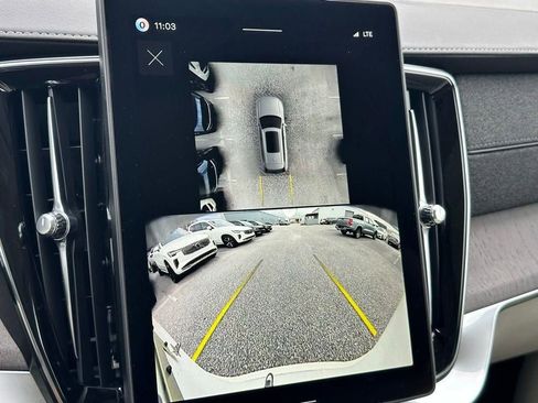 New 2026 Volvo XC90 T8 Ultra w/ Protection Package Premier AWD/4WD image 12