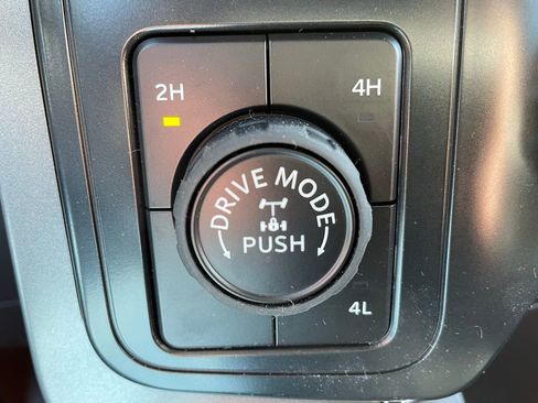 New 2026 Ford F150 XLT w/ Equipment Group 302A MID image 13