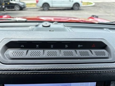 Certified 2025 Ford Bronco Badlands AWD/4WD image 33